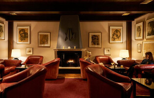 Hotel Holt
