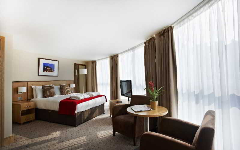 The Crown London Hotel photo 2