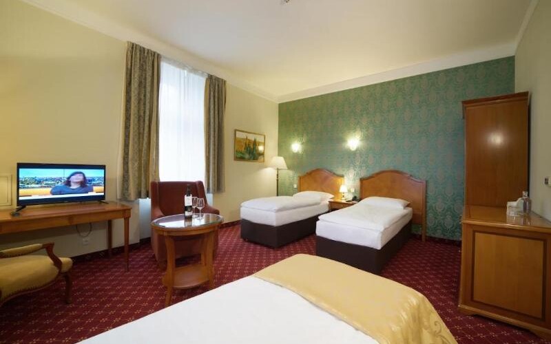 Saint George photo 6