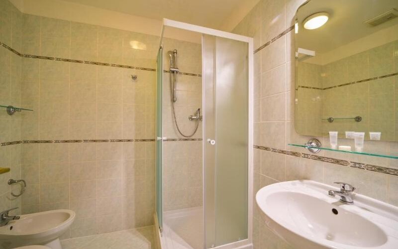 Saint George photo 4