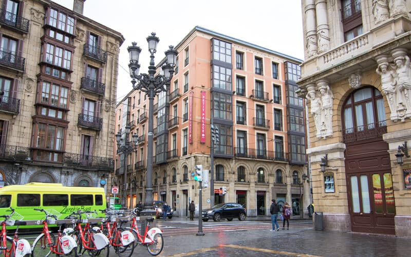 Petit Palace Arana Bilbao