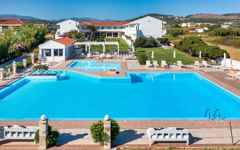 Mrs Chryssana Beach Hotel