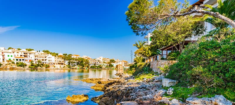 Destination Porto Petro