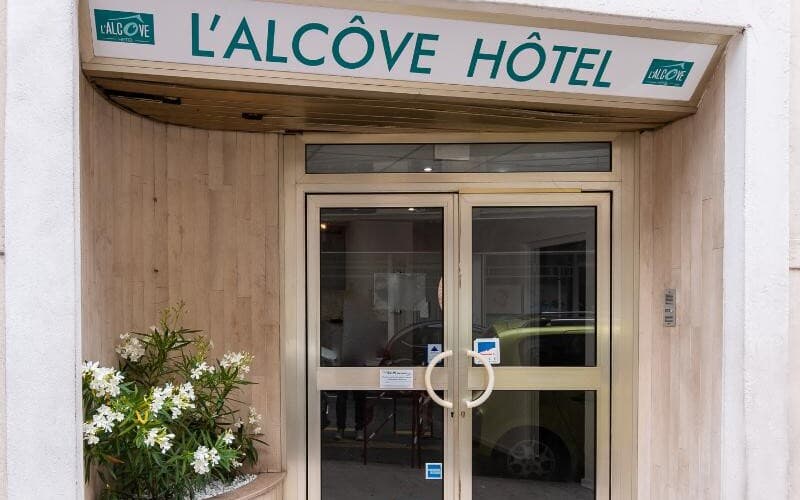 L'Alcove Hotel