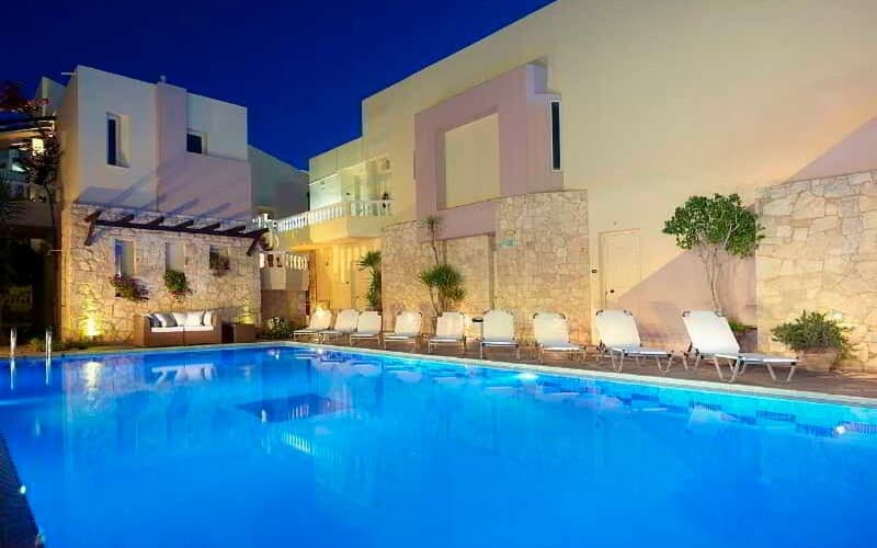 Elotis Suites