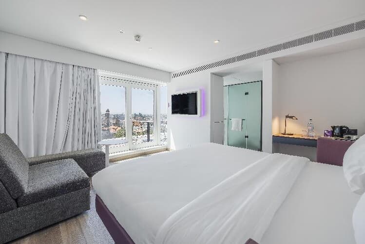 Yotel Porto