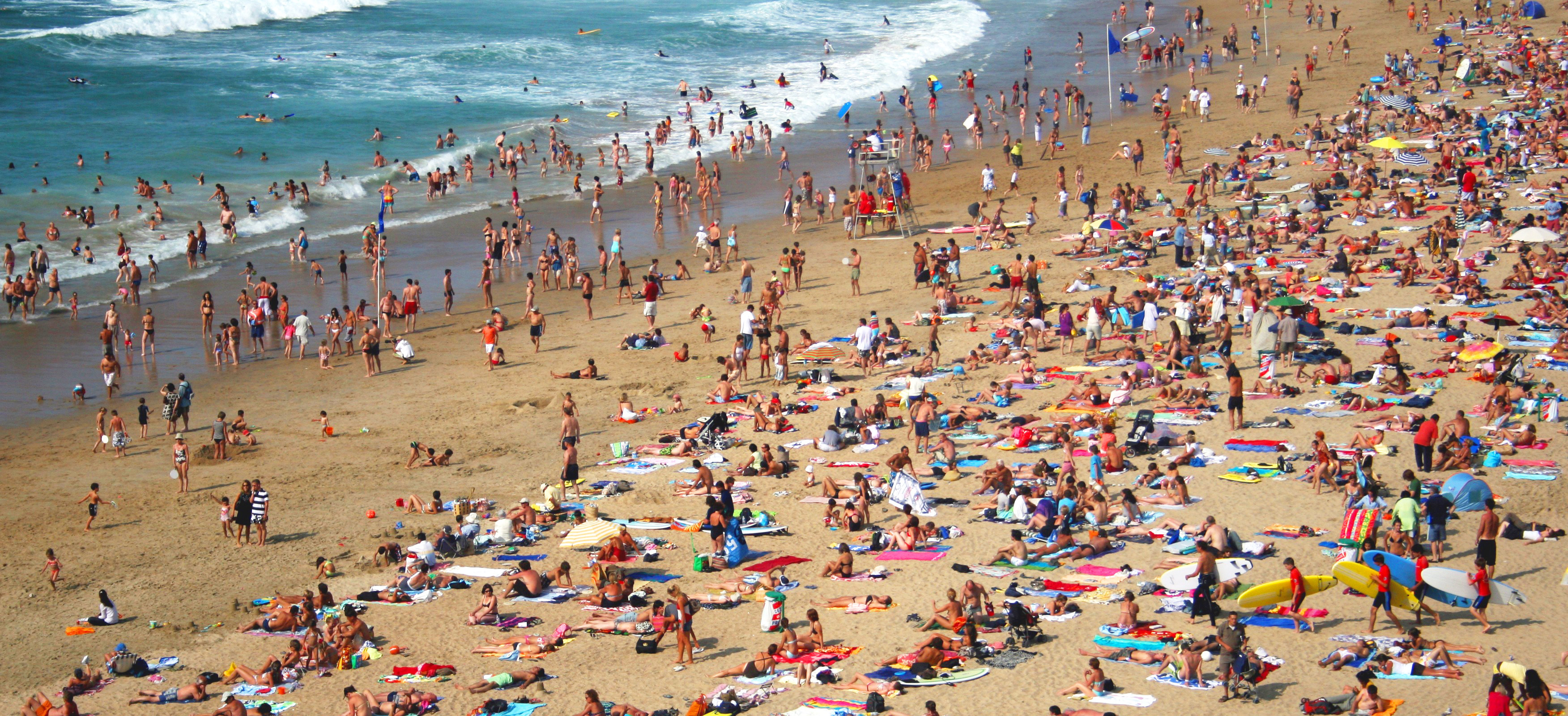 Popular Holiday Resorts Booked Out
