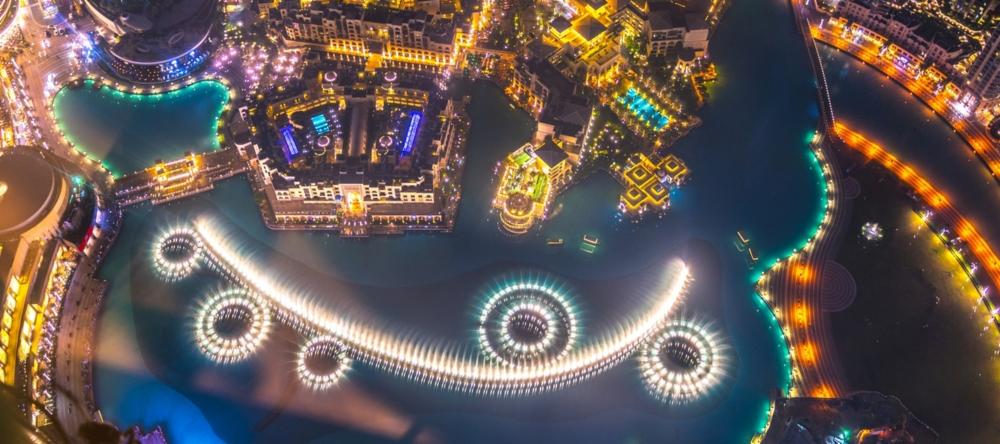 Dubai fountain show from the Burj Khalifa