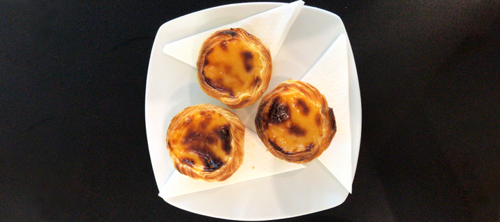 Pastel de Nata in Riviera Pastelaria in Albufeira, Portugal