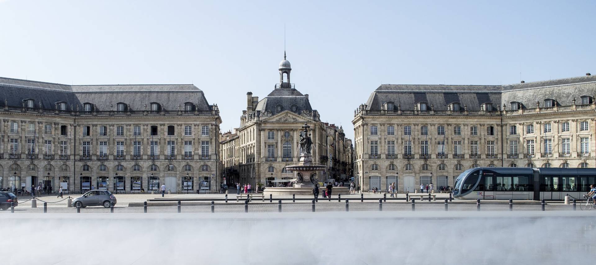 Place de la Bourse in Bordeaux