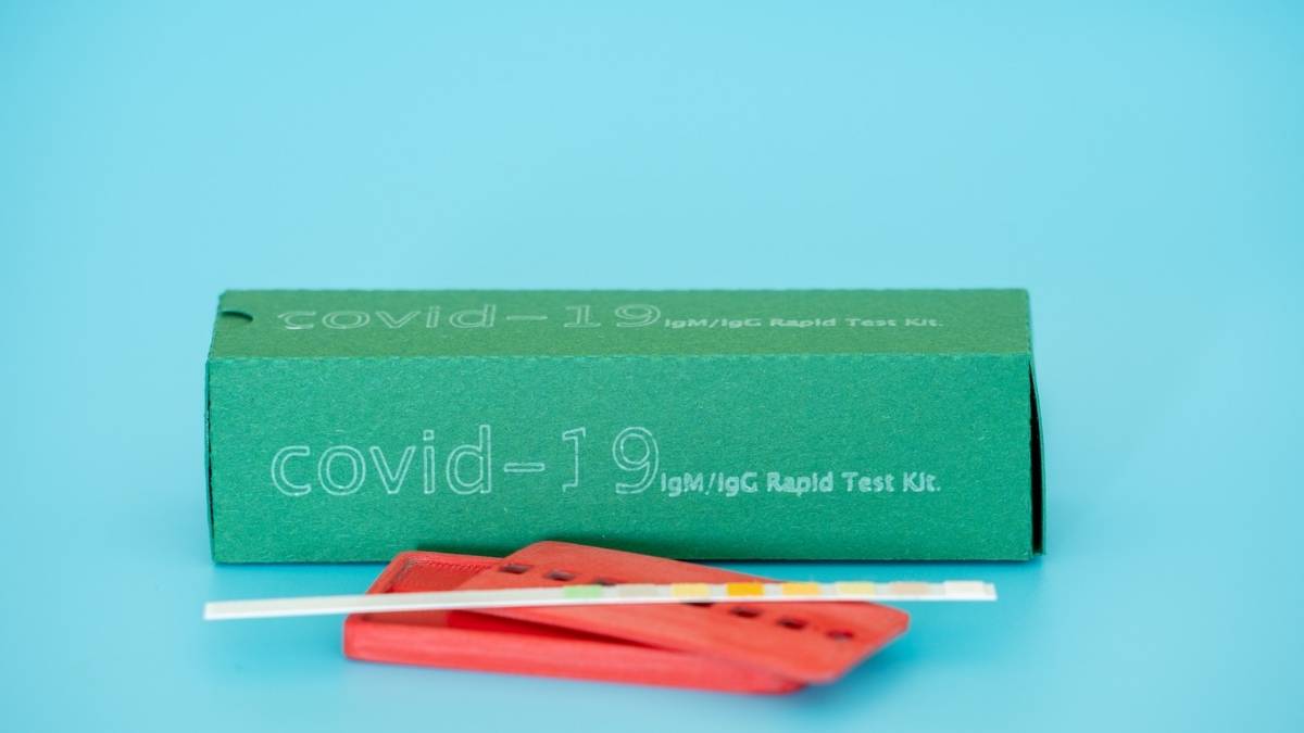 COVID-19 rapid test kit