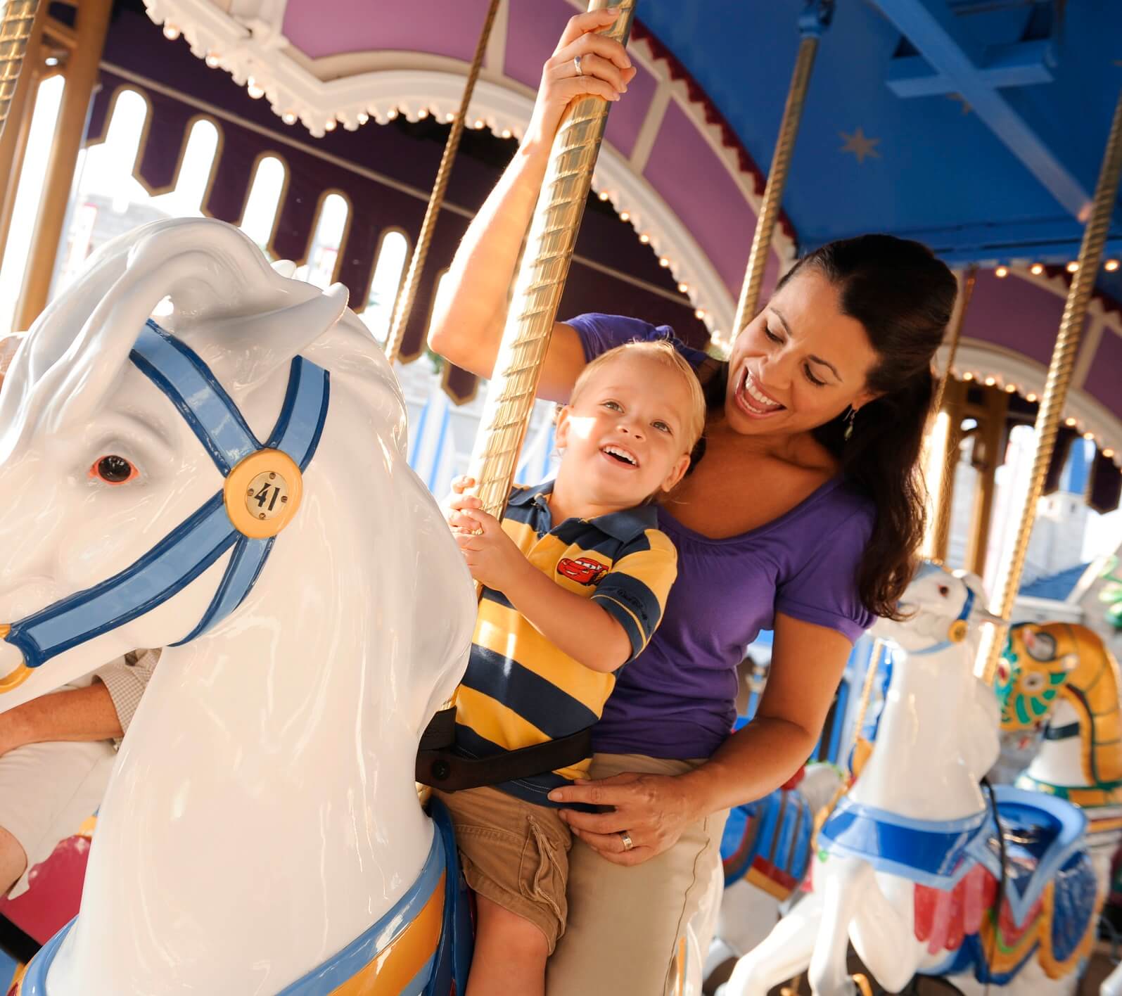 carousel ride in disneyland paris