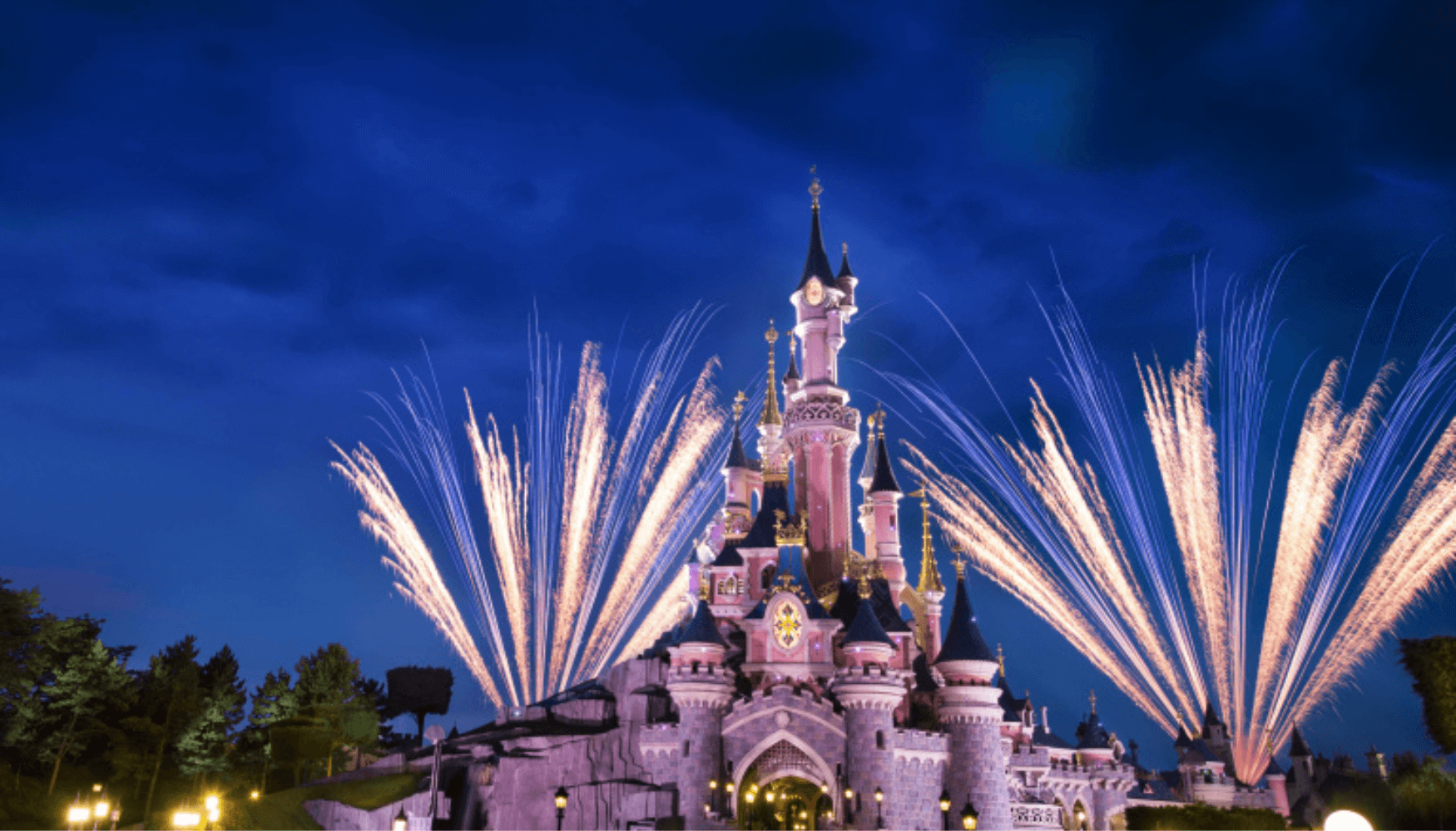 fireworks at disneyland paris