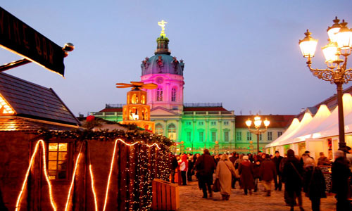 Christmas market at Charlottenburg Palace