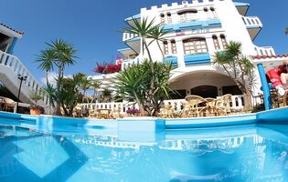 Folia Apartments