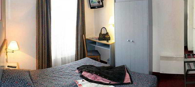 Comfort Hotel Lamarck Hotel Paris France