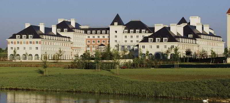 Vienna House Dream Castle at Disneyland Paris Hotel ...