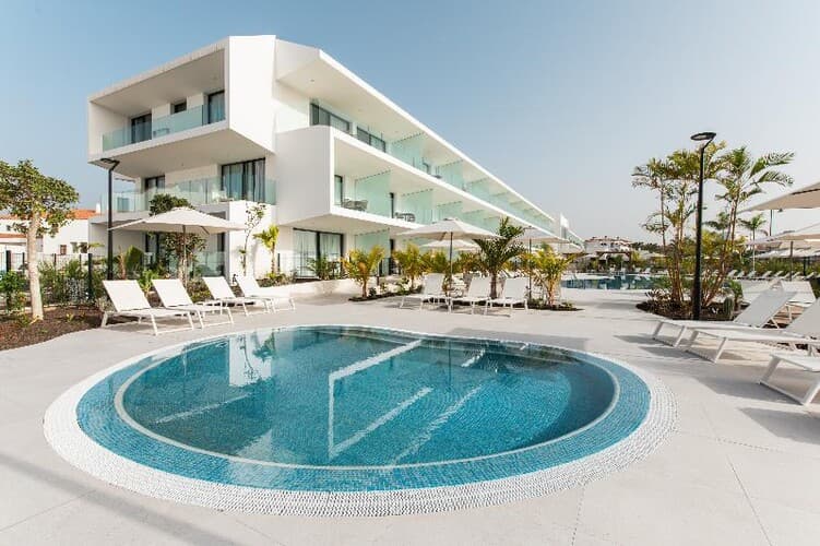 Amarilla Golf Residences
